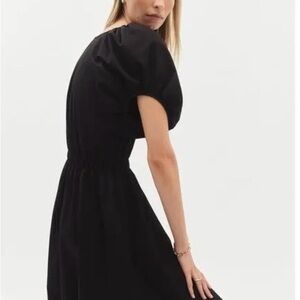 Chic Navy Goop Sheely Puff Sleeve Midi Dress